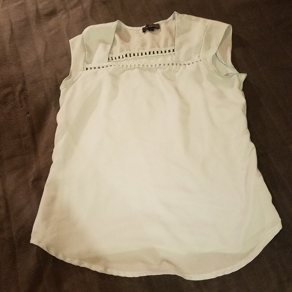 The Limited Top - Picture 2 of 3